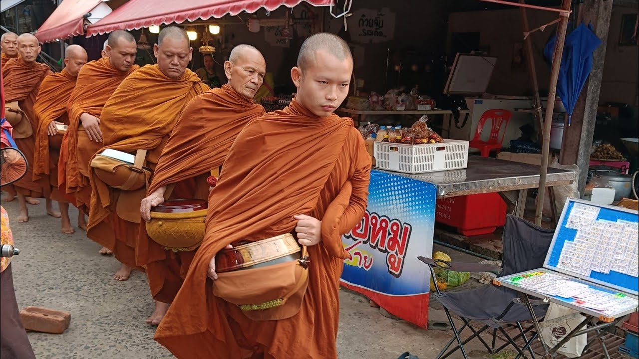 การถ่ายทอดสดของ ดูลม พระสิ้นคิด