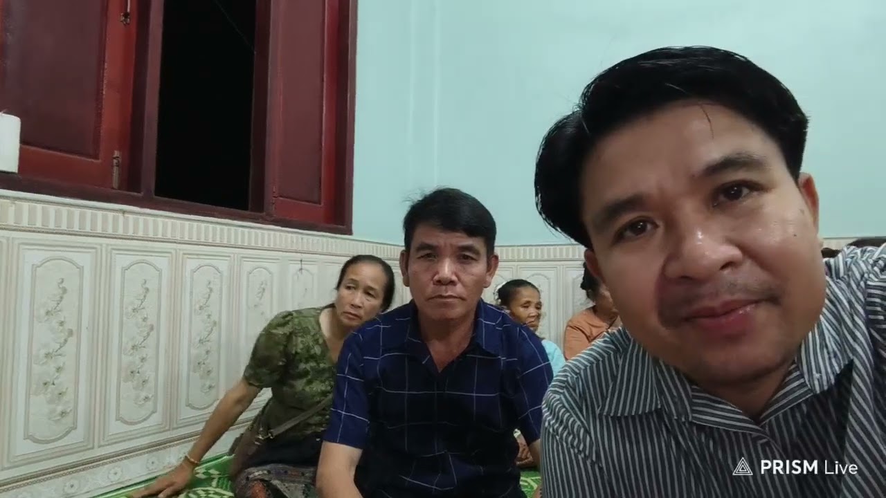 ລຳຍໍກອງເຮືອນໄຂແກ້ວກໍຕົ້ນ