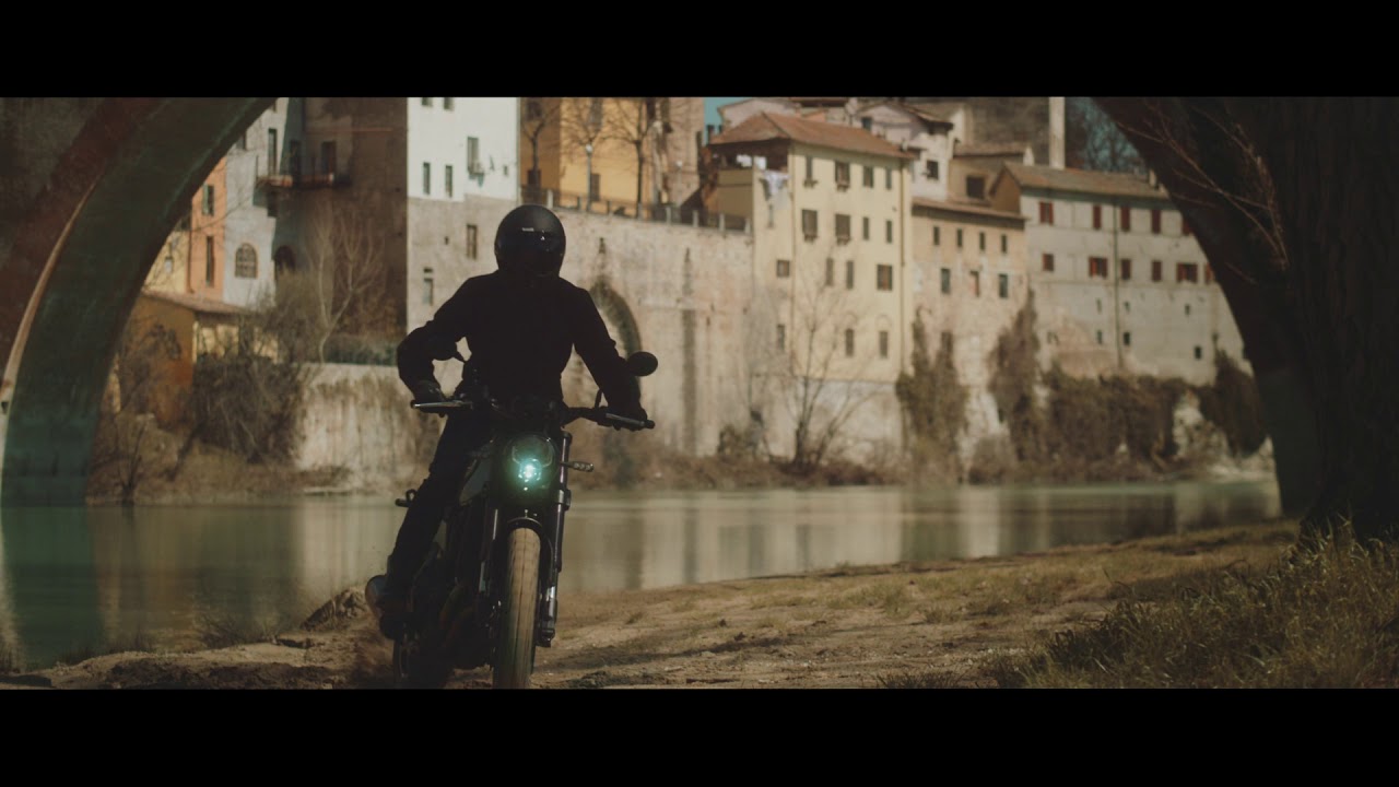 Benelli Leoncino Trail