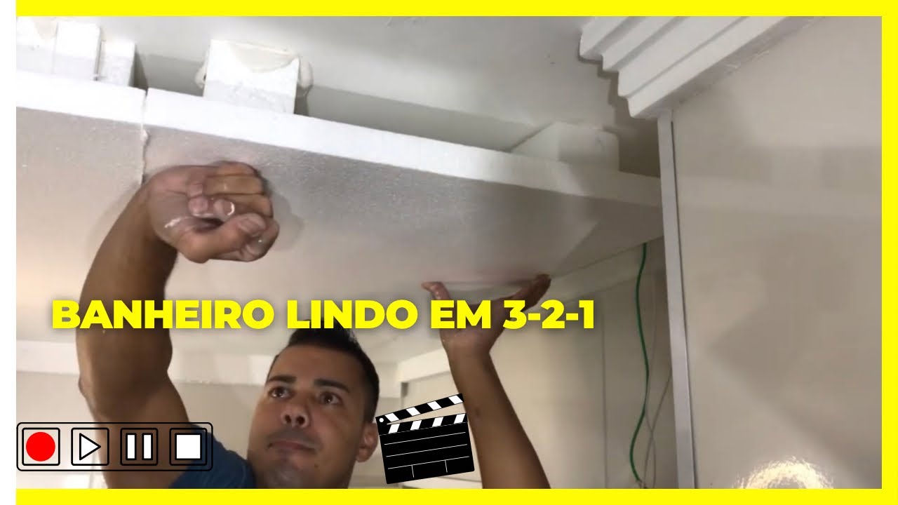 Ele Transformou o Seu Banheiro Usando Somente Placas de Isopor!