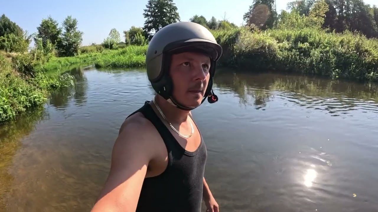 SHL M11 1964 – jazda zabytkowym motocyklem przez malownicze wiejskie tereny. 