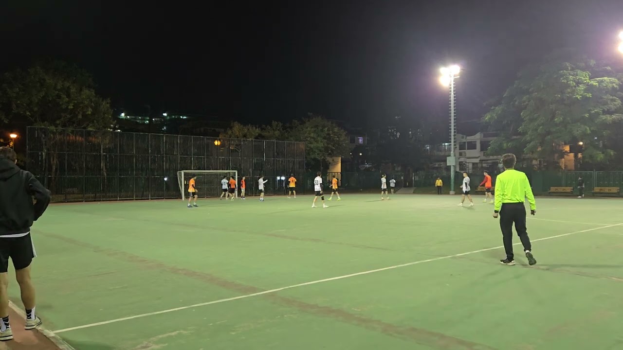 2026 01 07 昇華（白）vs  勁揪足球會（橙）上半場