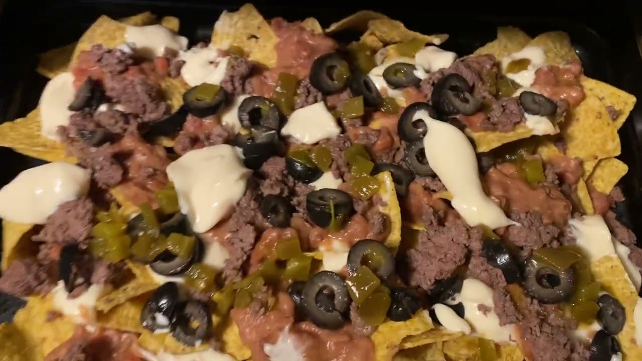 Cook with me - Beef Nachos, cooking low cost bulk meal ideas