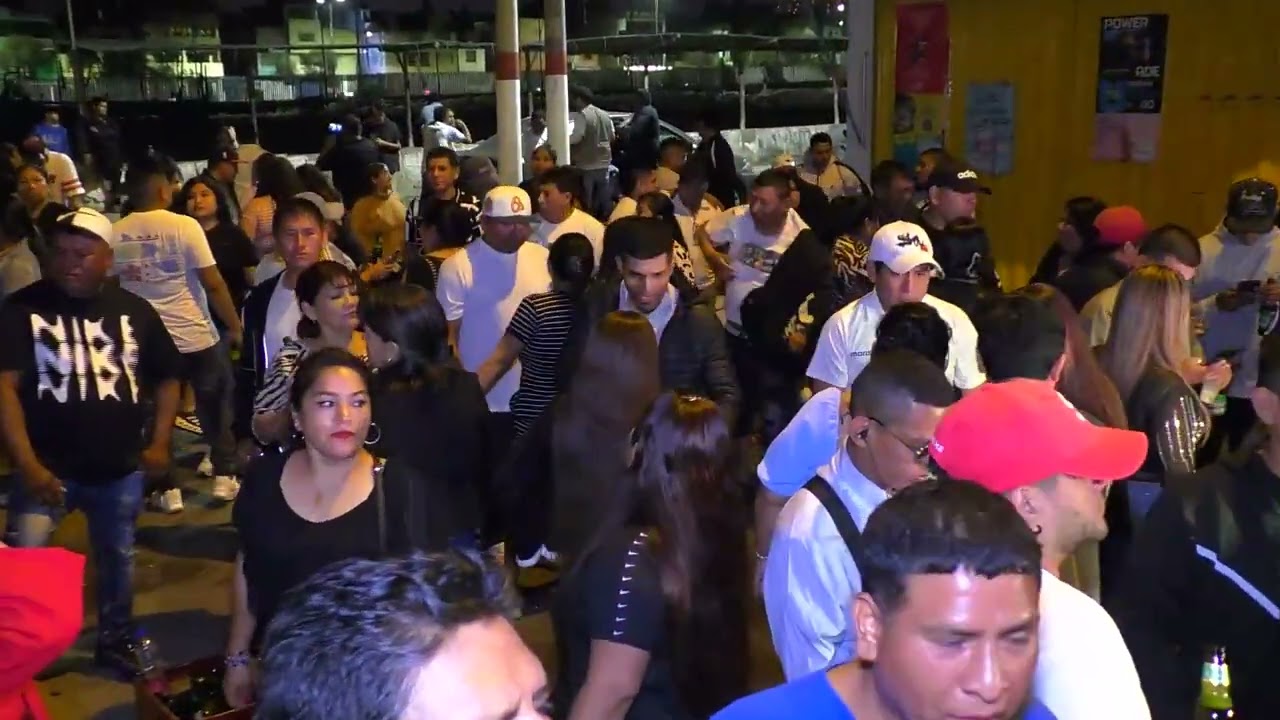 PIENSO EN TI MIX - VICO Y SU GRUPO KARICIA - FELIZ CUMPLEAÑOS BETO DE PUENTE NUEVO