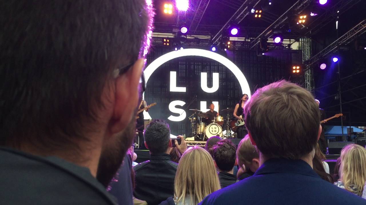 Lush - Ladykillers (live at Times square, Newcastle 31/7/2016)
