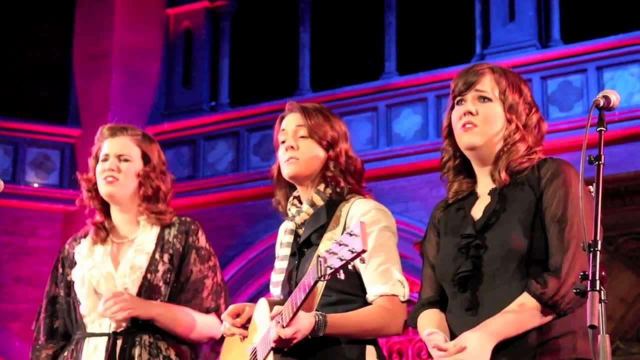 MidTea Live: The Secret Sisters featuring Brandi Carlile - Amazing Grace