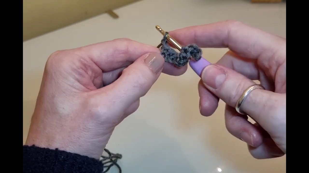 Double crochet #tutorial #crochet #crochetstitch #craft