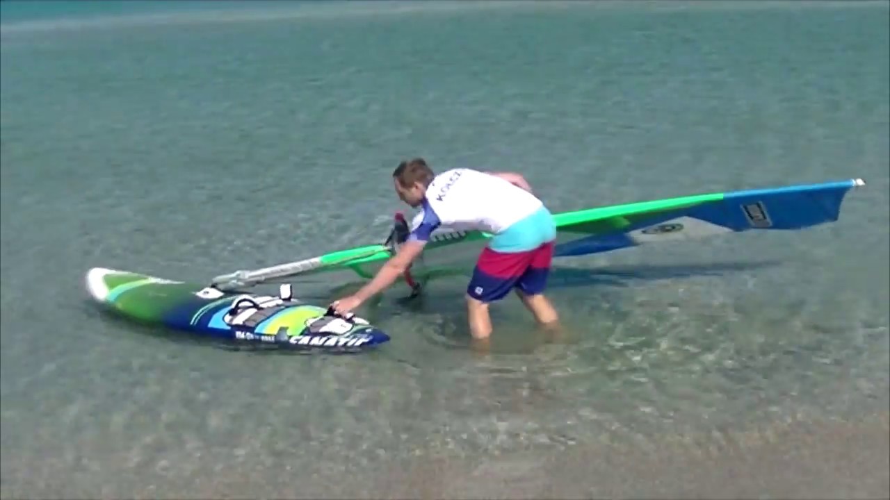 Start z wody na windsurfingu