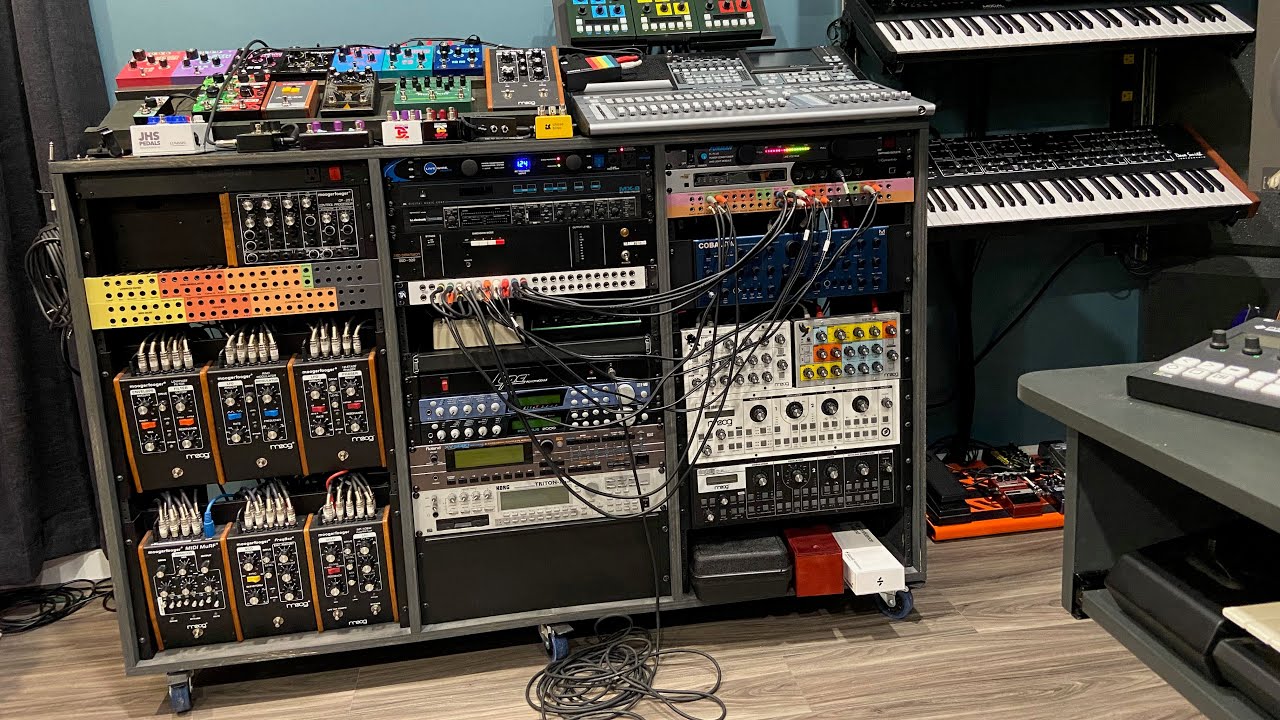 Connecting Effects Pedals to an Audio Patchbay and a Tour of the Studio Patchbays