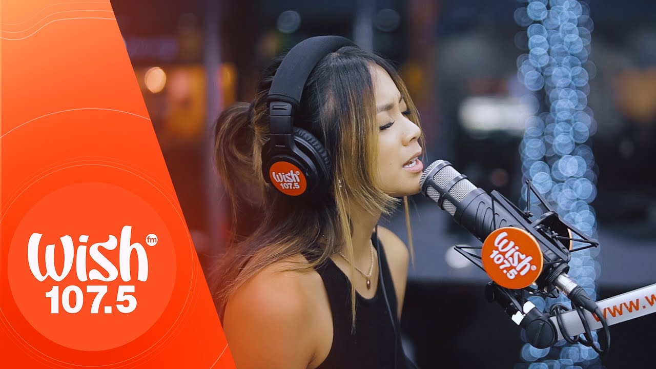 Ylona Garcia performs 