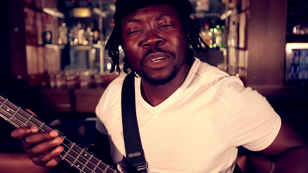 MEL MALONGA 