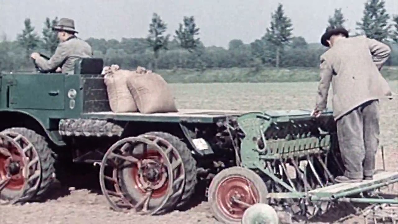 Mercedes-Benz UNIMOG U 411 bei der Bodenbearbeitung und Pflege – sehenswerter Werbefilm aus 1956