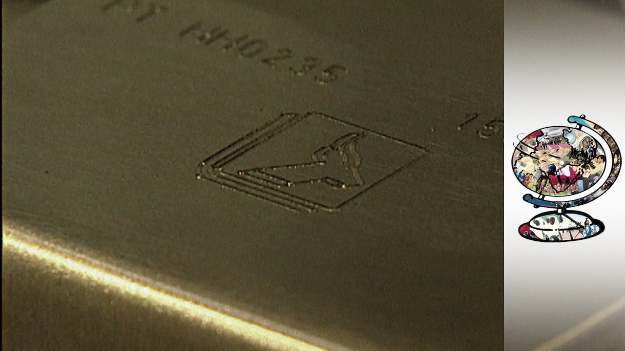 The South African Tribe Made Rich Through Platinum (2000)