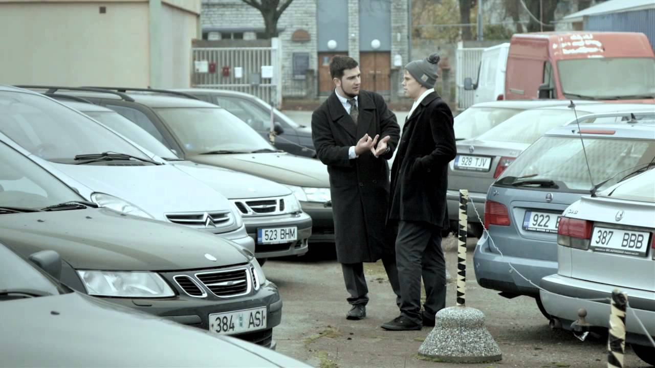 Kuidas ostja autosse armuma panna