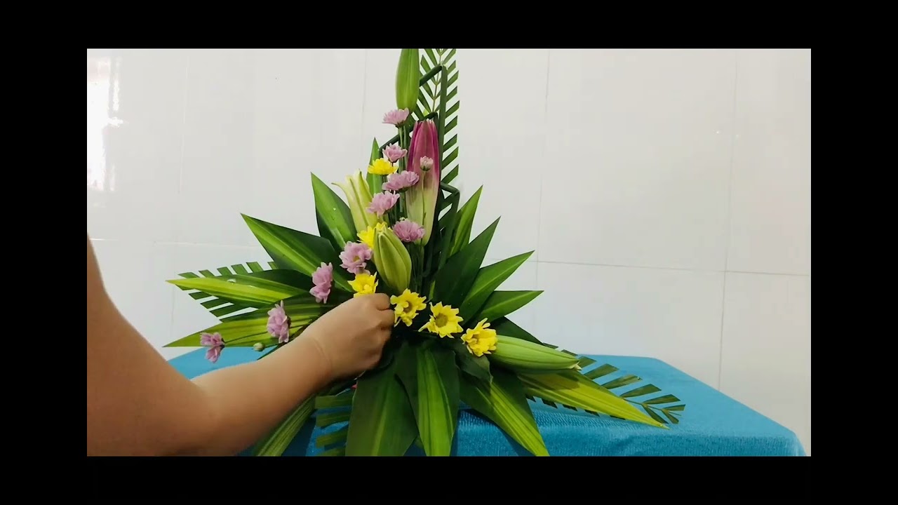 Cắm hoa đơn giản để bàn- Hoa Ly kết hợp Cúc tứ quý #flowers #hoa #trangtri #camhoa -#hoaly