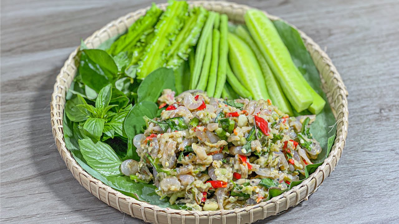 [បុកកំពឹសឆៅក្ដឹបអំពិល] Spicy Raw Krills with Sour Tamarind Salad Recipes