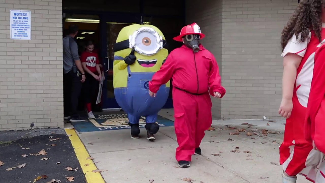 United Elementary School 2024 Halloween Parade