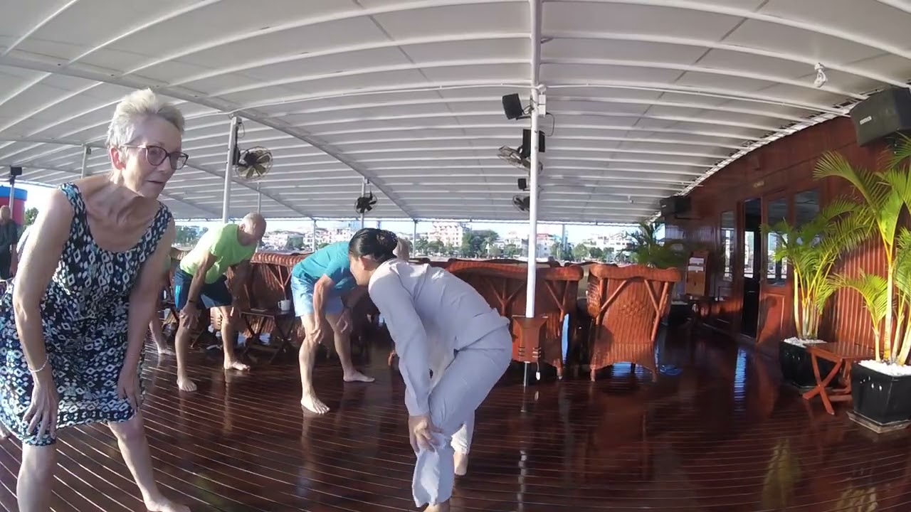 learning ti chi on our vietnam trip 7