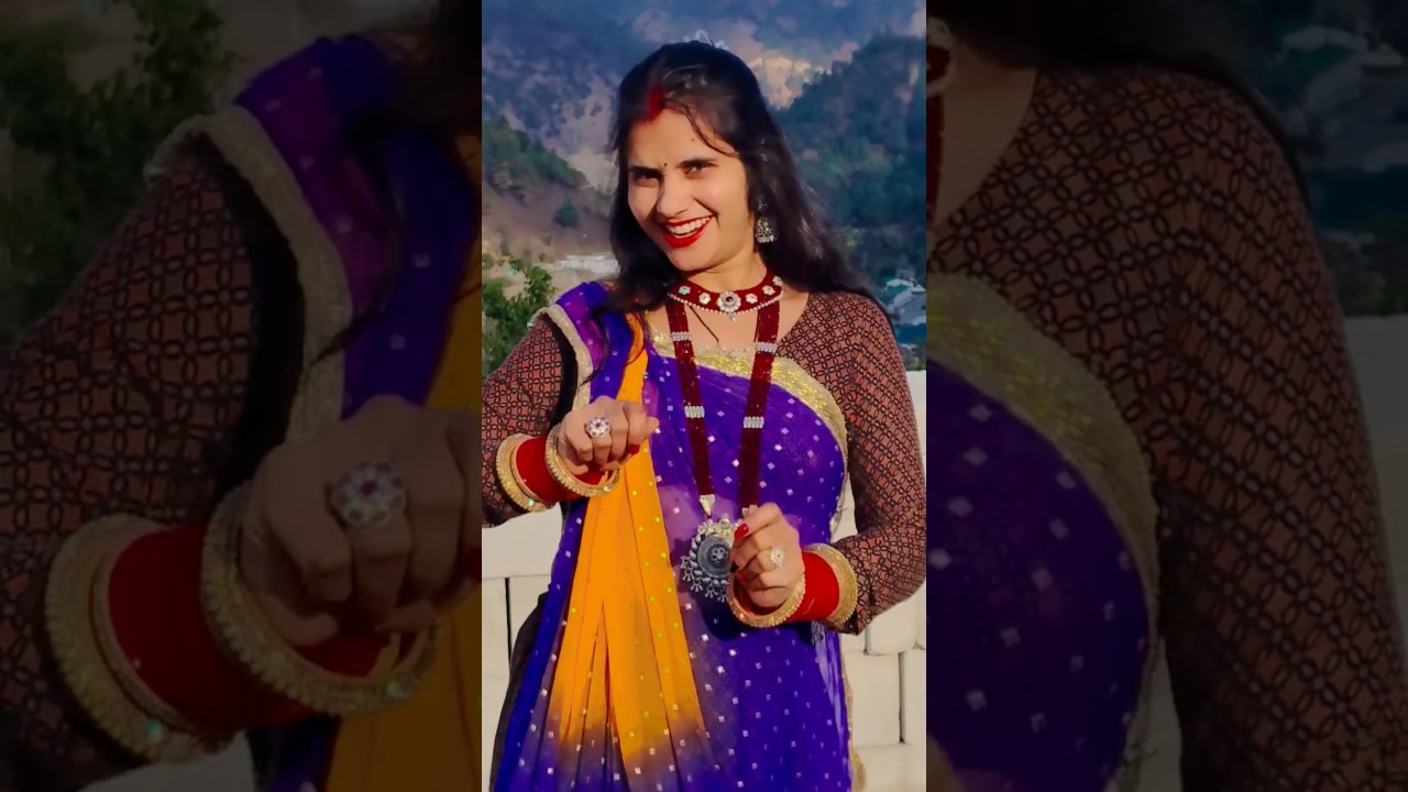 साड़ी नहीं चाहिए मोय गाड़ी नहीं चाहिए.👌🥰#youtubeshorts #meenawati_geet #manraj_diwana_song #dance...