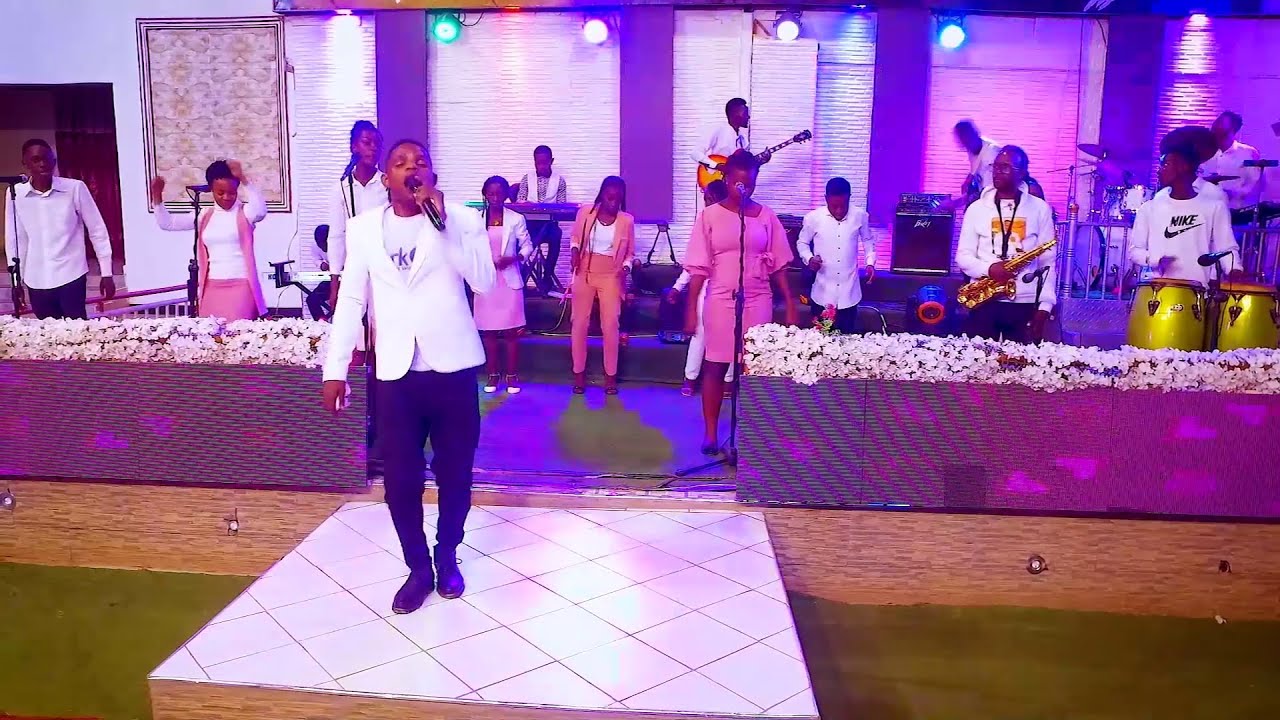 My Joy is FULL and the Good News is on the way Spirit filled praise by Bravo Lion (Live Praise)