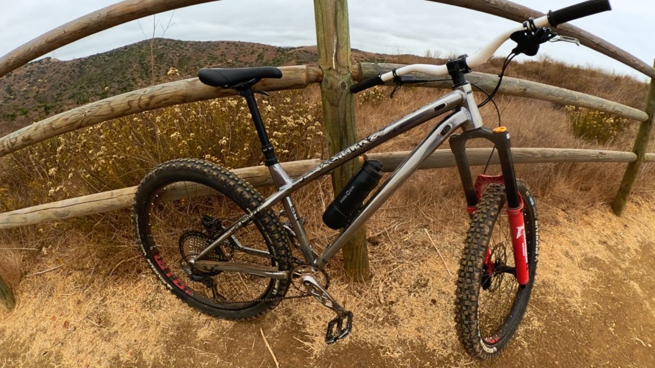 Первая поездка на новом велосипеде | Небольшое падение | Хардтейл MTB | Commencal Meta HT | Даунх...