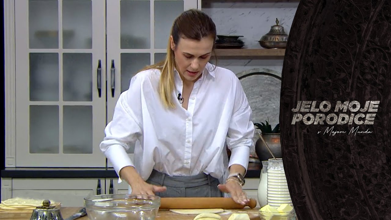 RECEPT ZLATA VRIJEDAN: AMRA EFENDIĆ IZ SARAJEVA S MAJOM MUNDA SPREMA KIFLICE U OBLIKU POGAČE