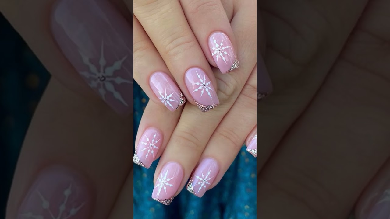 ChristmasNails2025 