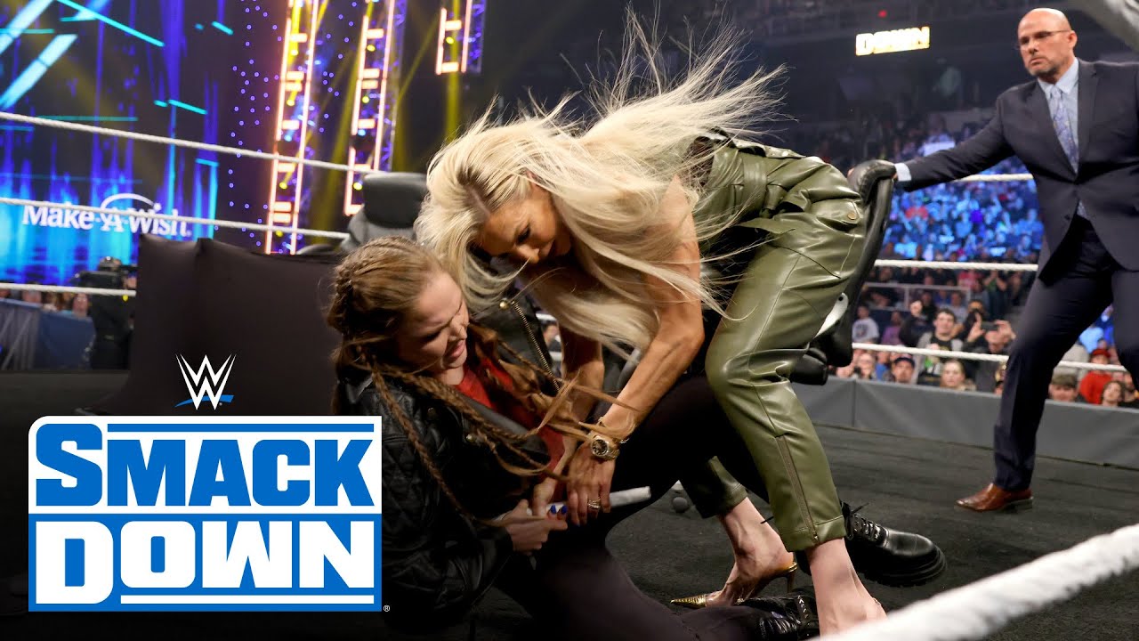 Ронда Раузи обыгрывает Шарлотту Флэр во время подписания контракта: SmackDown, 22 апреля 2022 г.