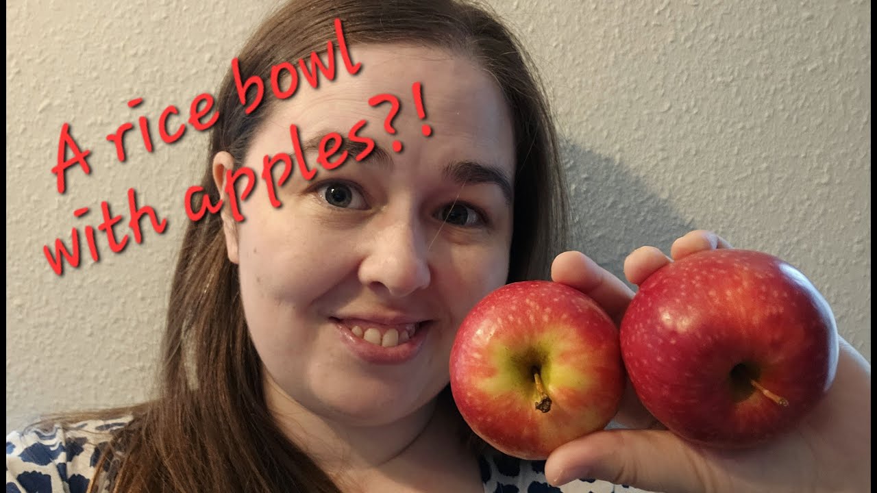 Apple-salat chicken rice bowl | Trying to be healthy | A Sparkling Artist
