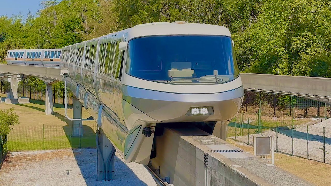 Magic Kingdom Resort Monorail 2025 Complete Ride in 4K - Walt Disney World, Florida