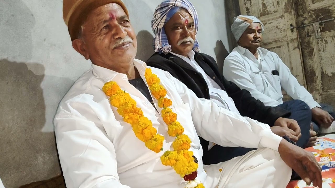 સુરસંગમારાજનાકંઠે સતસંગ