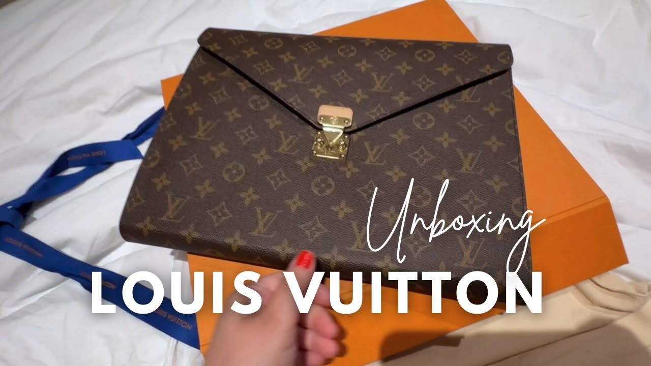 Louis Vuitton Mark Folder Unboxing (Laptop & Document Cover) Office Essentials | DAISYENROUTE