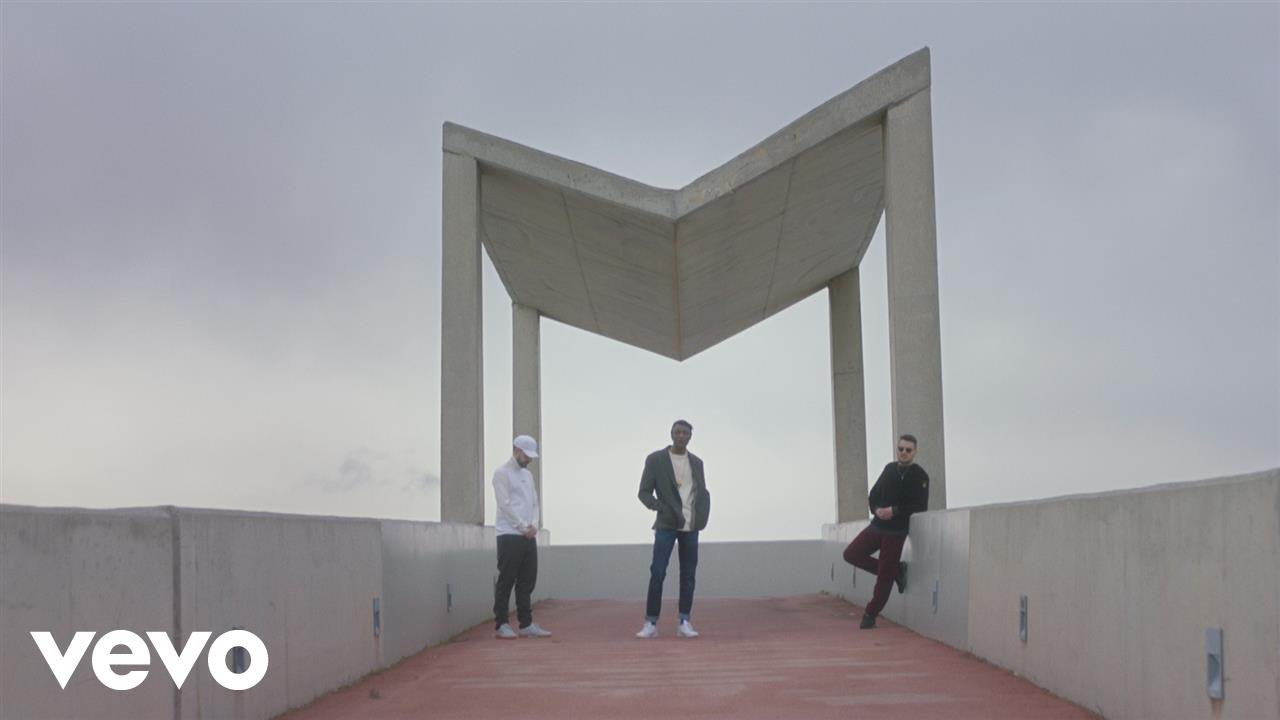 LOWLIGHT, John Grvy - Crush (Video Oficial) ft. John Grvy