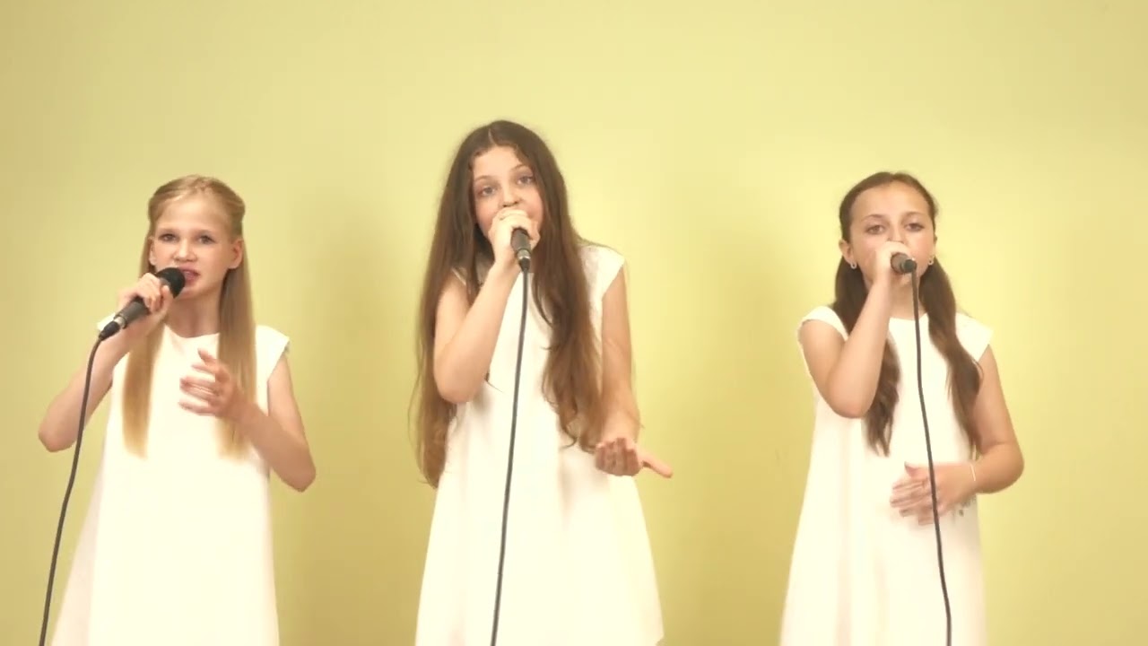 Bambini-Band _ Благословенна земля ( Cover Jerry Heil, live), 10-11 років