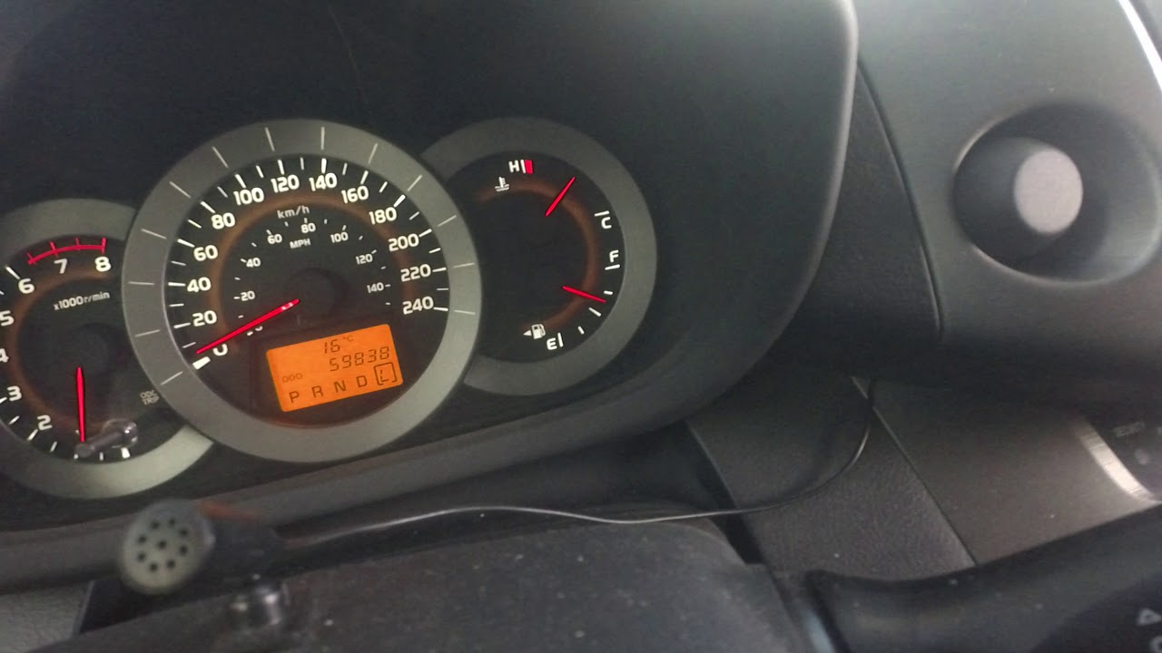 Como activar / desactivar sistema de control en bajada en Toyota Rav4