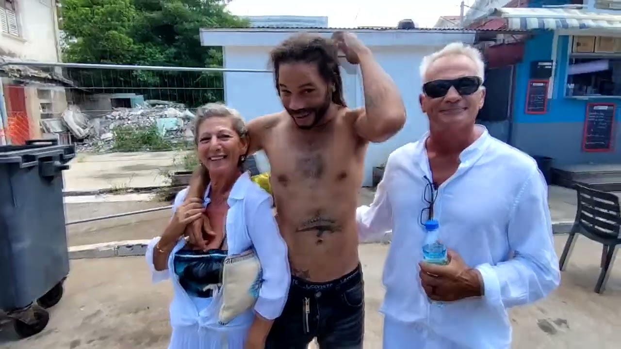 Petit Papillon clip hommage a KADHAFI - TURTLE STYLE 2024 Schœlcher 97233