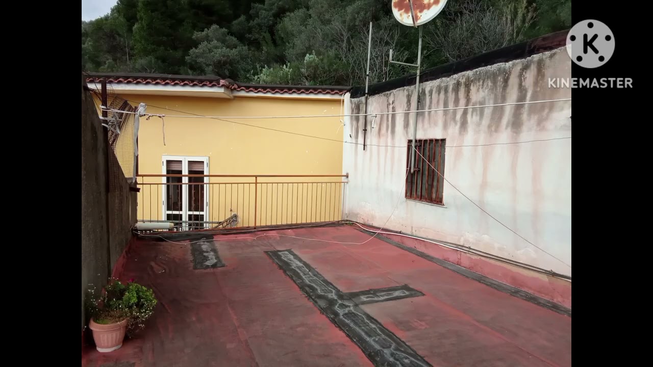 VENDESI APPARTAMENTO PRIMO PIANO 