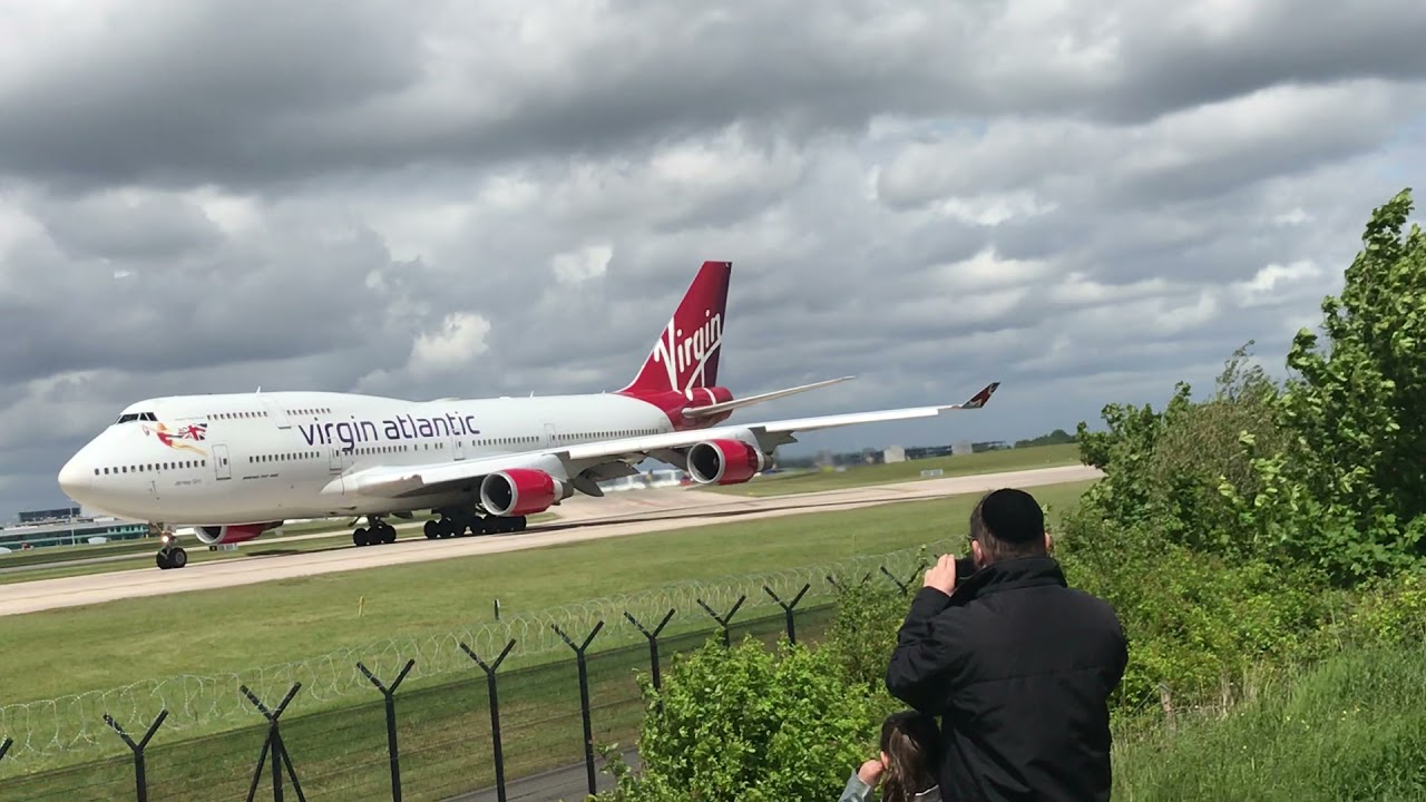 Virgin Atlantic 747 take off Manchester Airport