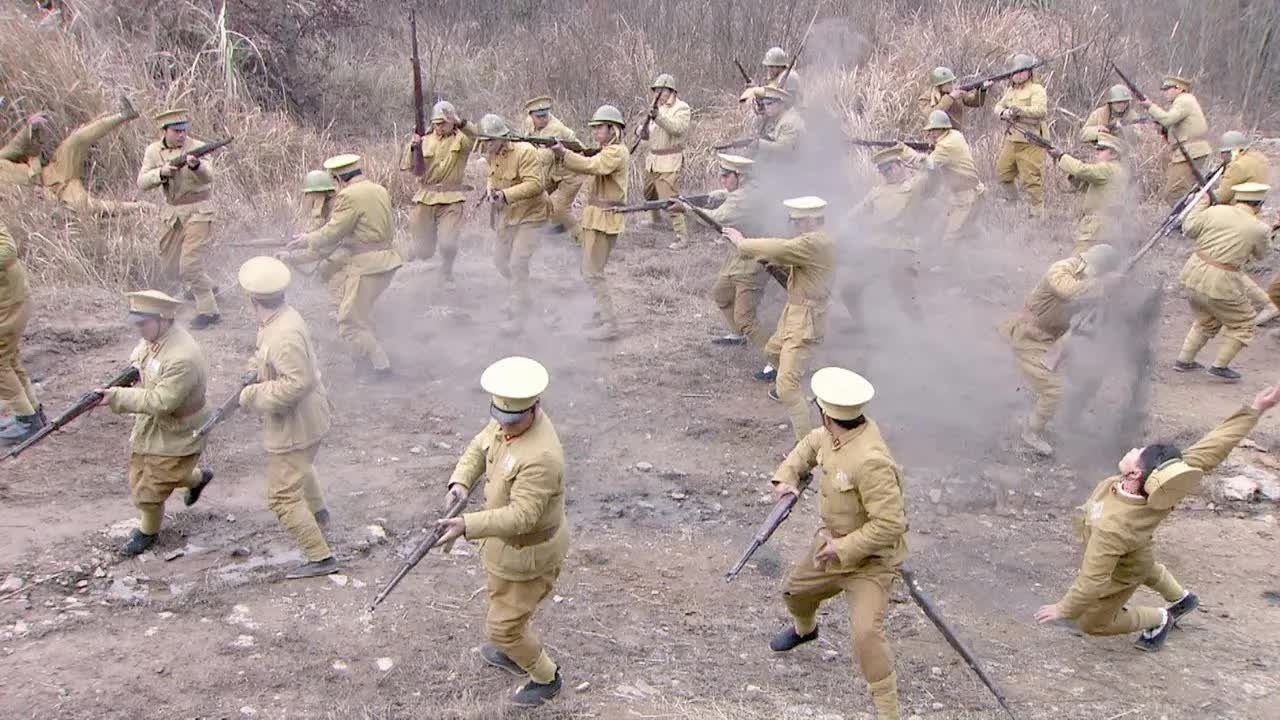 日軍以為八路走投無路，怎料一進伏擊圈，瞬間被打得潰不成軍！⚔️ 抗日 Kung Fu #抗日 #電影 #功夫