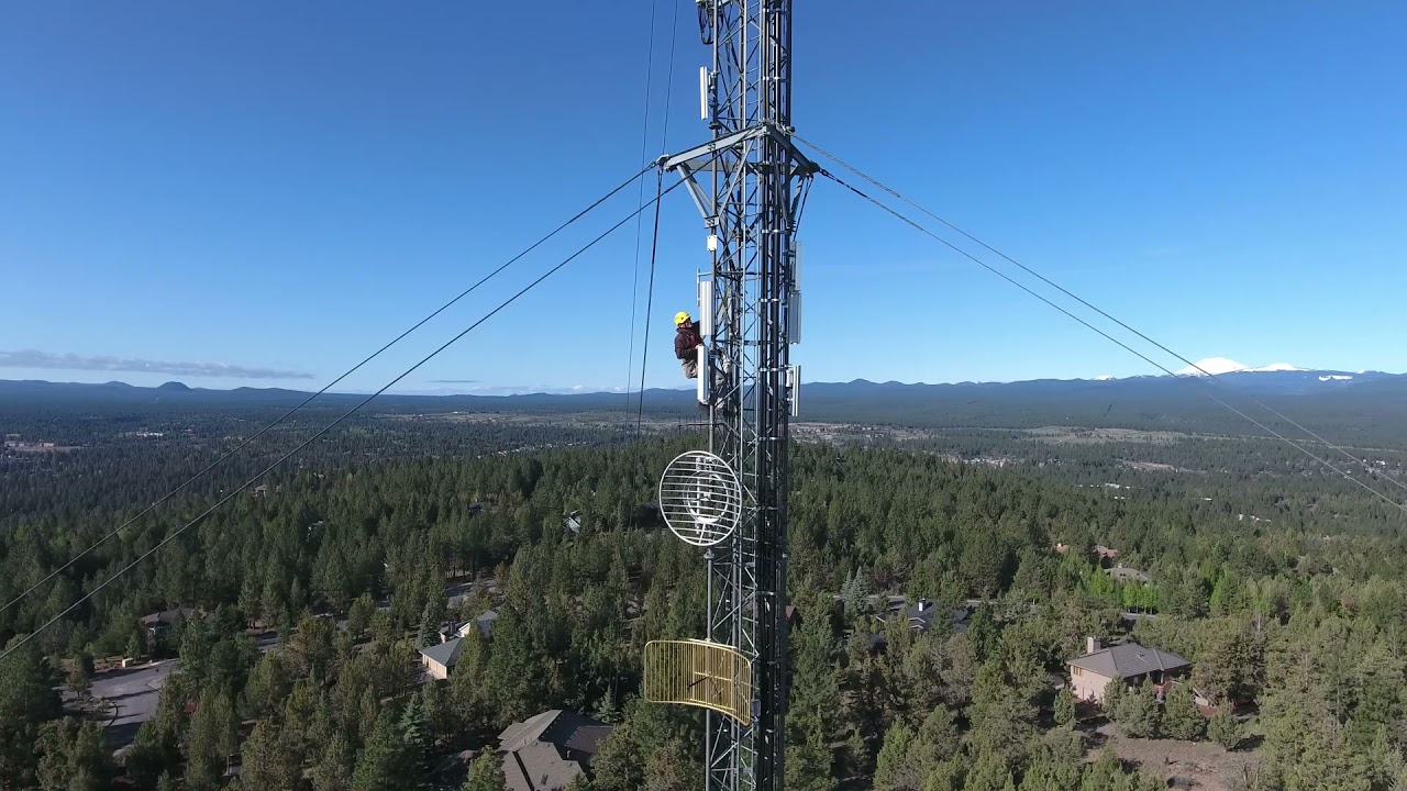 Bend Oregon Wireless Internet Tower Work
