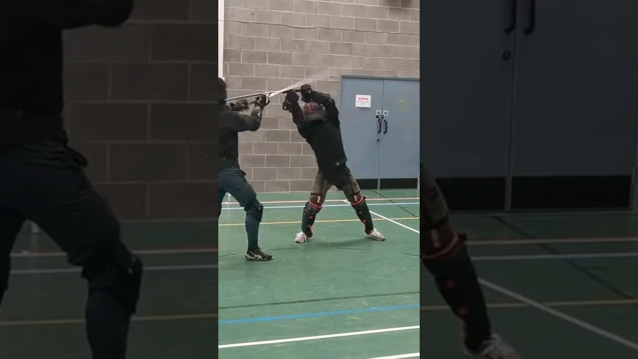 Longsword thrust to the face #hema #historicalfencing #longsword #fencing #martialarts #combatsports