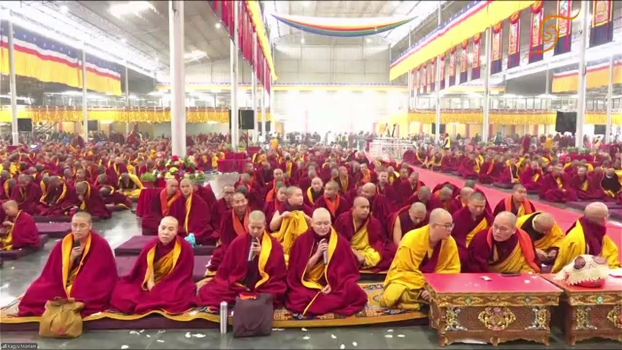 CEREMONIA DE LA CORONA ROJAY EMPODERAMIENTO DE LARGA VIDAKyabgön Drung Goshir Gyalsab Rinpoche