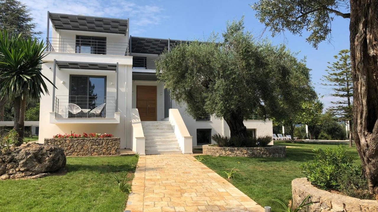 Villa Ren | Corfu Island, Greece | Hotel Review 🏨