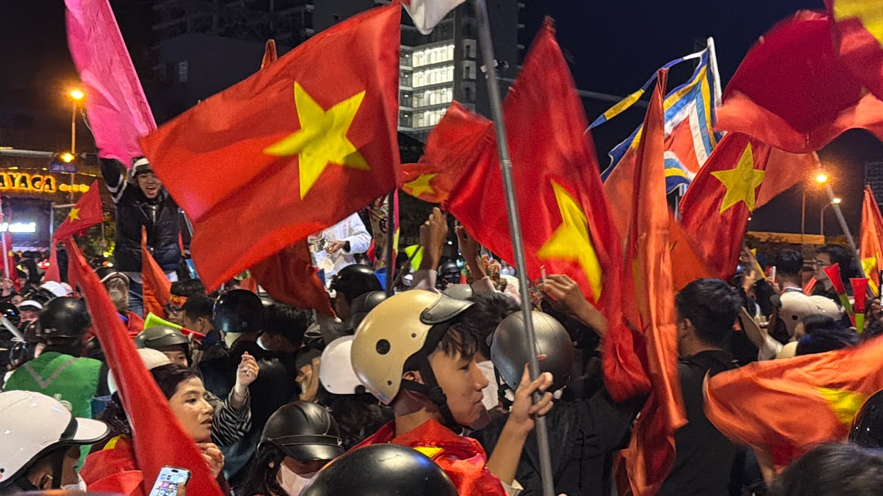 Da Nang Didn’t Sleep Tonight – A Night of Celebration