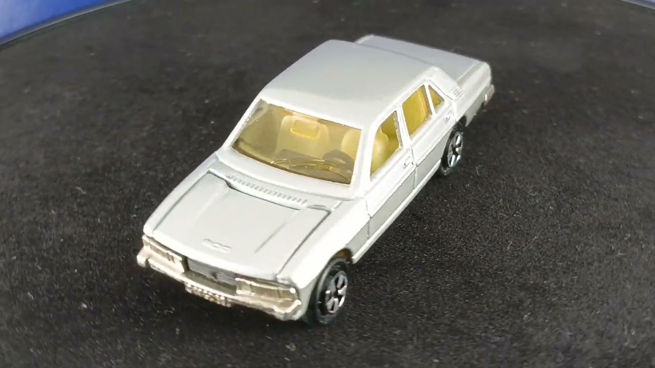 Majorette Peugeot 604 