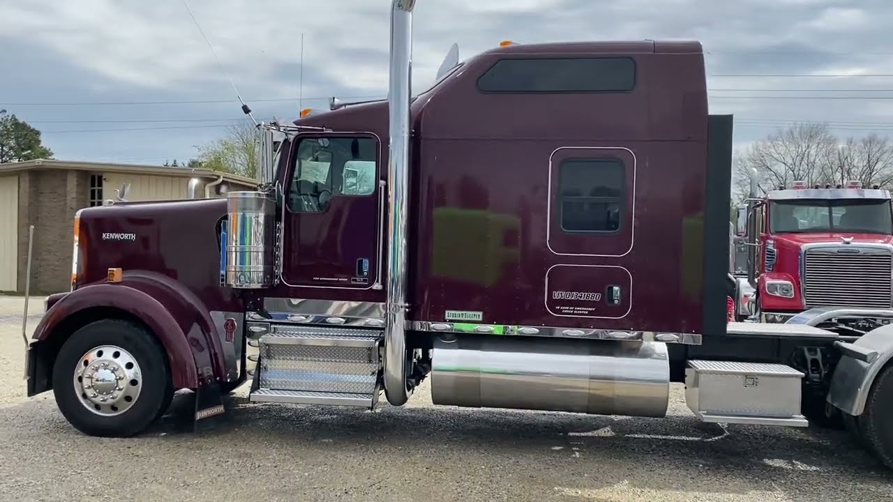 Комплект планера Kenworth W900L 2018 года, 86 дюймов, студия с диваном