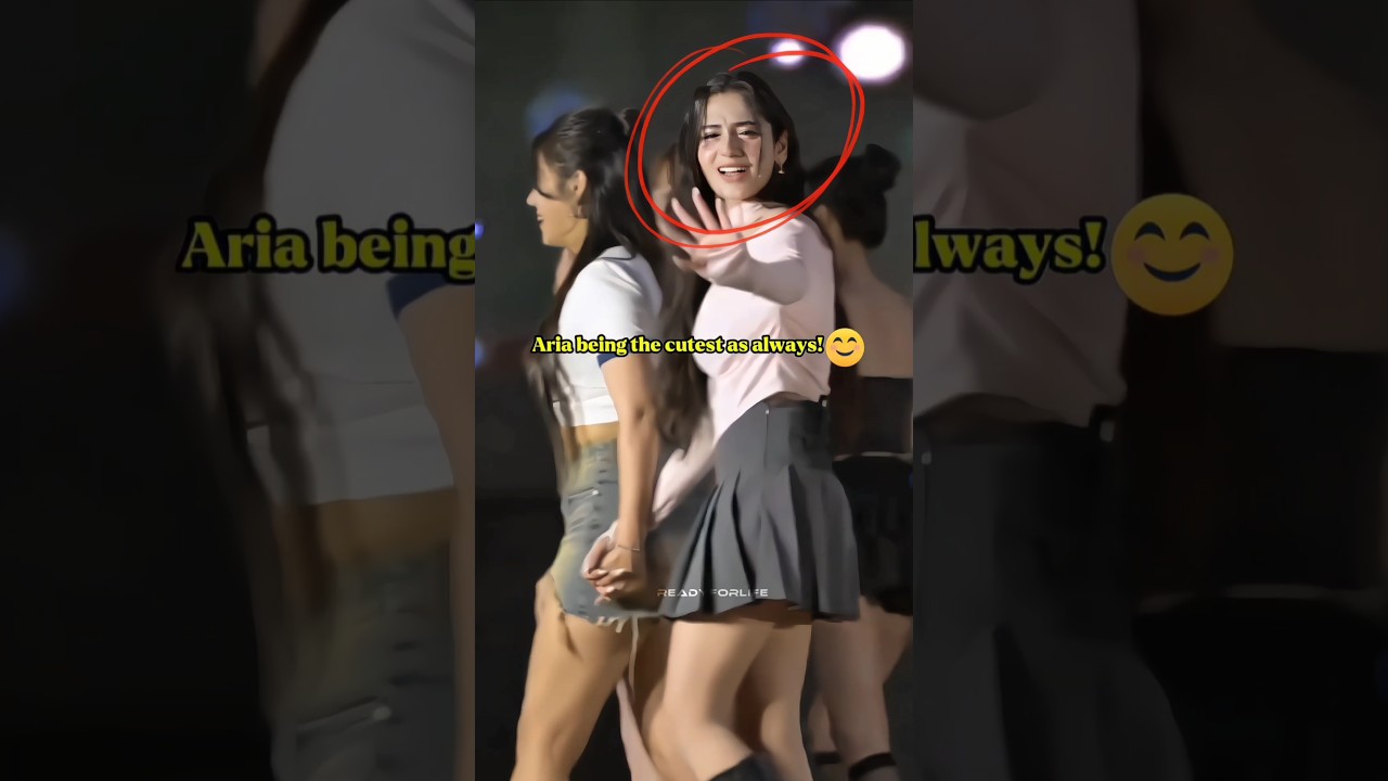 E.sha small gesture and Aria cute reaction ❤️🥰 #xin #kpop #aria #esha #fyp