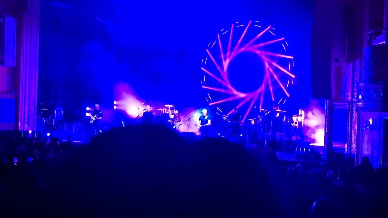 BRIT FLOYD 