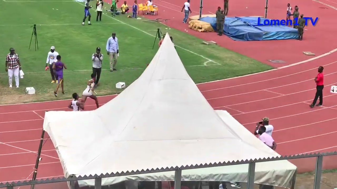 Girls 4x200m final. Super Zonal 2023. Ashanti Region.
