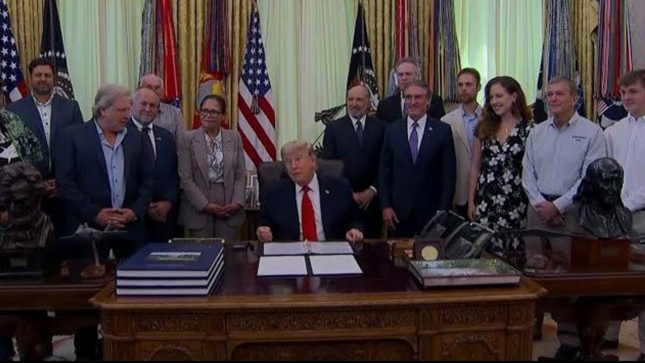 Latest News | Trump says 'memorandum of understanding' could open Hormuz strait